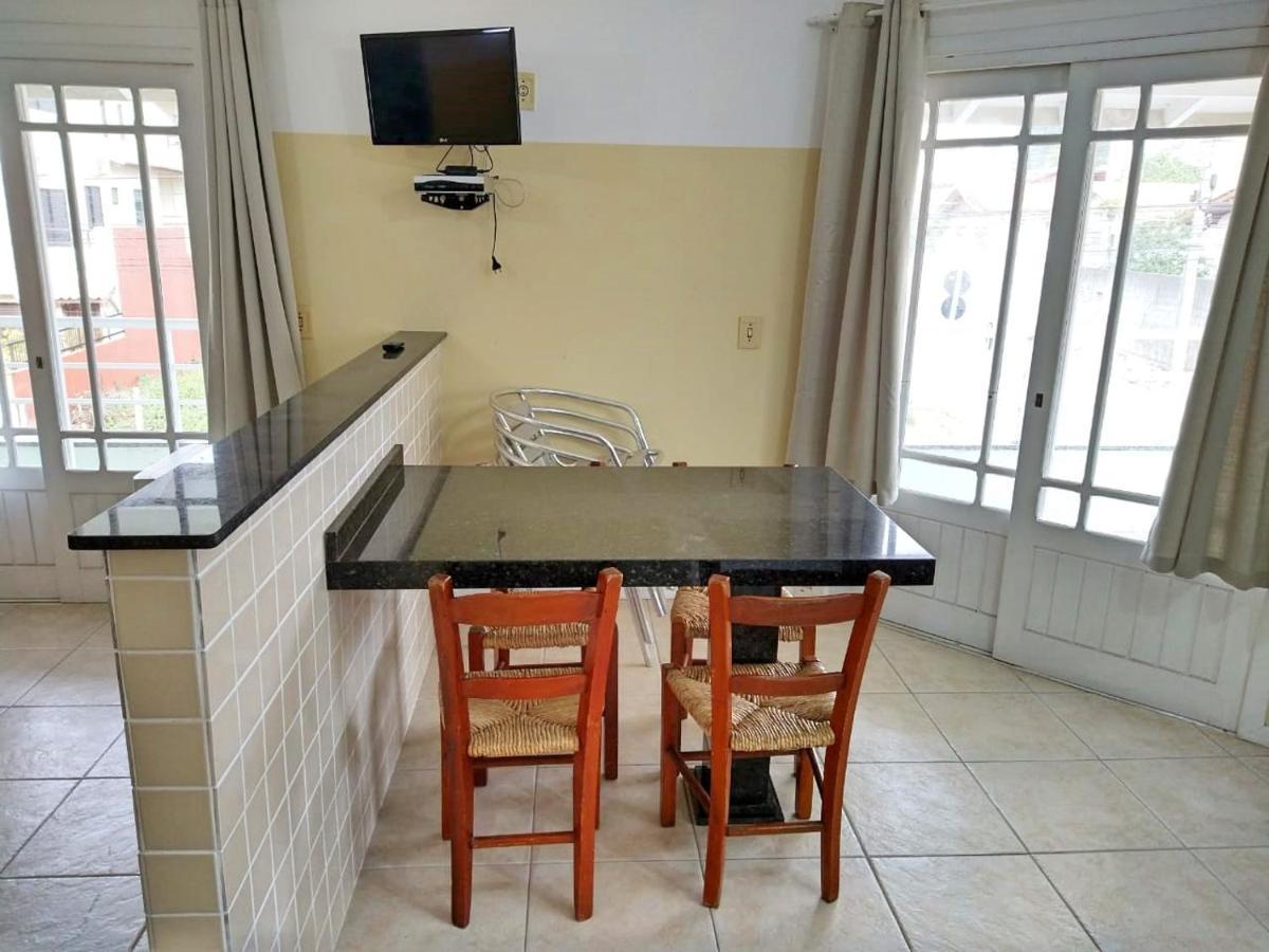 Апартаменти Ap 1 Dorm - Res Ilha Das Gales - Ate 4 Pessoas Бомбіняс Екстер'єр фото
